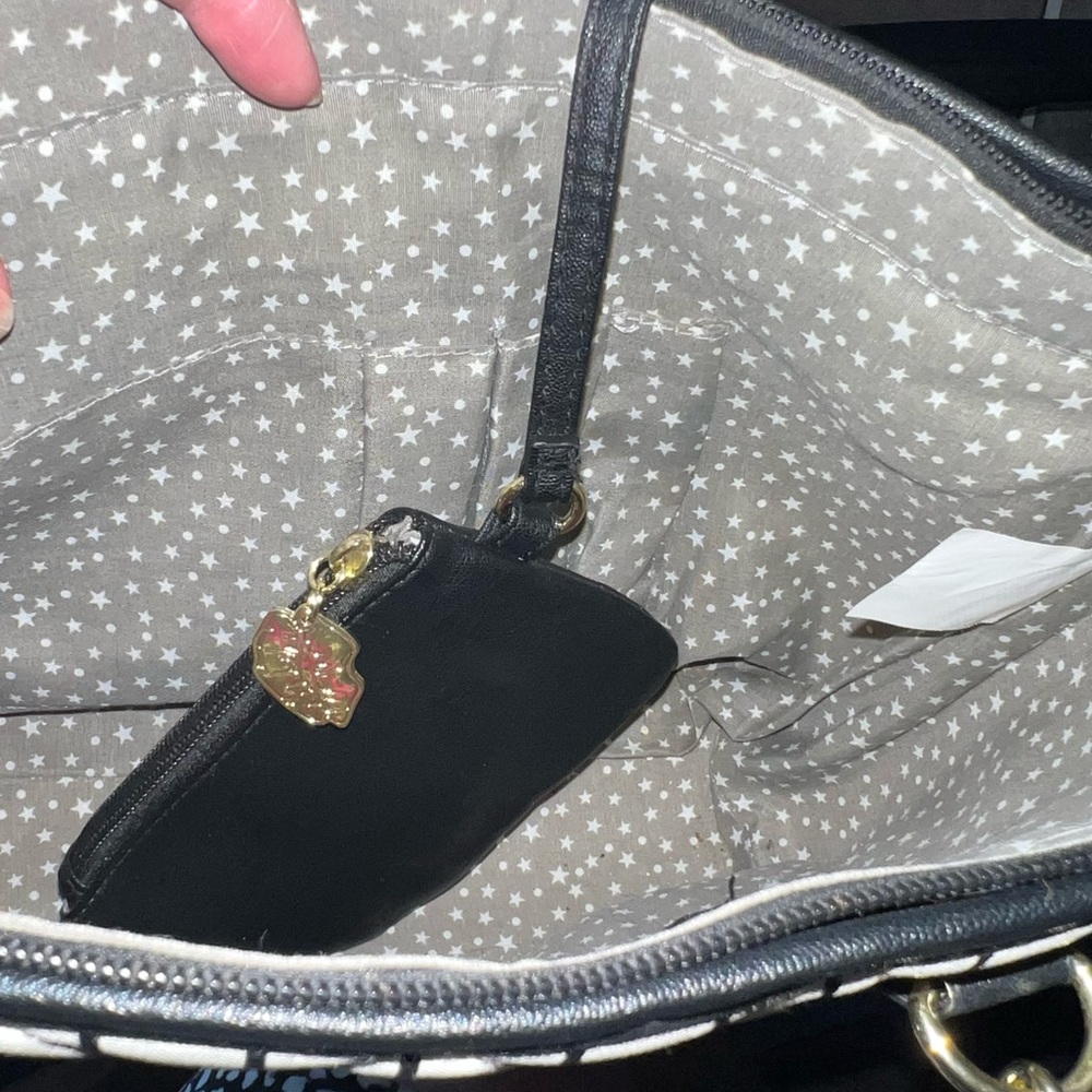 Betsey Johnson stars & stripes bag - Picture 3 of 10